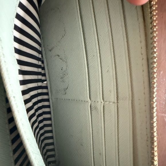 Kate Spade “Off we Go” Cadillac wallet - Picture 5 of 11